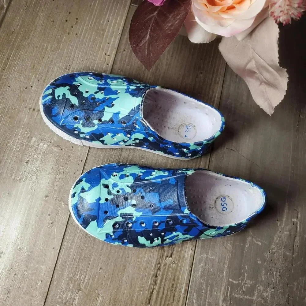 Dick's Sporting Goods DSG Kids Slip On Shoes Blue White Camo Size 8 Toddler Boy